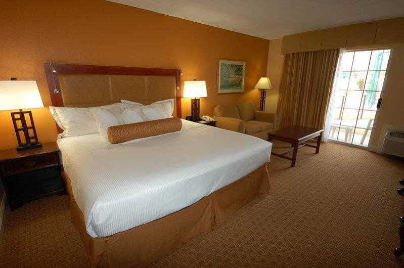 Best Western Richmond Suites H บาตันรูช ภายนอก รูปภาพ